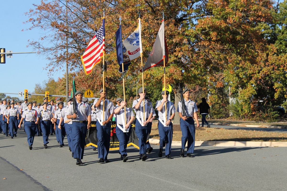 COLOR-GUARD.JPG